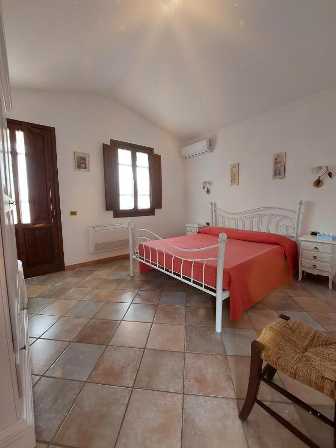 Hotel La Corte Rosada Villasimius Exterior photo