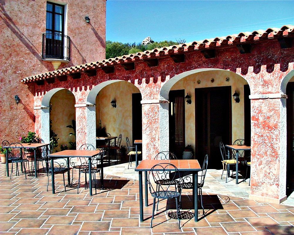 Hotel La Corte Rosada Villasimius Exterior photo