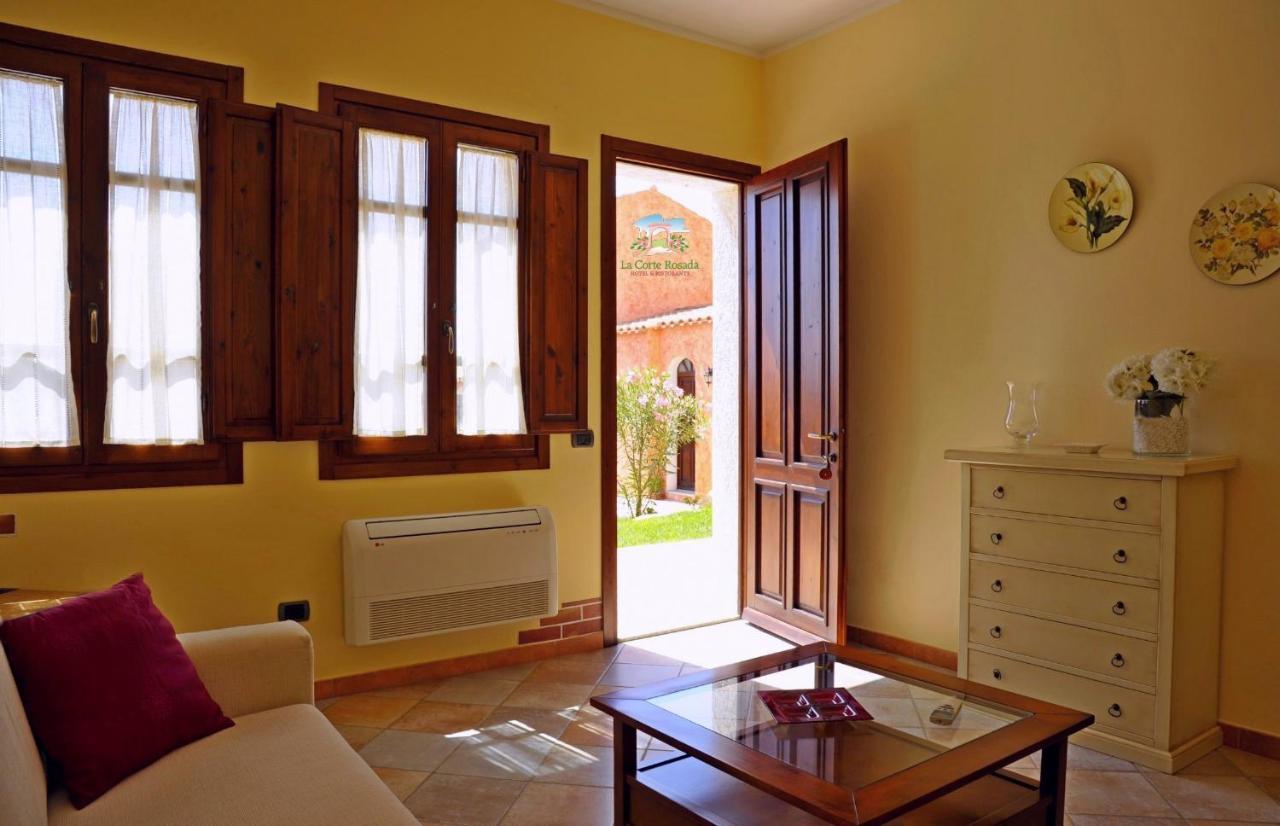 Hotel La Corte Rosada Villasimius Exterior photo